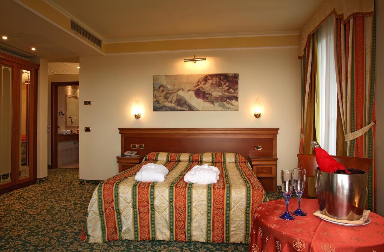 Hotel Terme Cristoforo Abano Terme Buitenkant foto