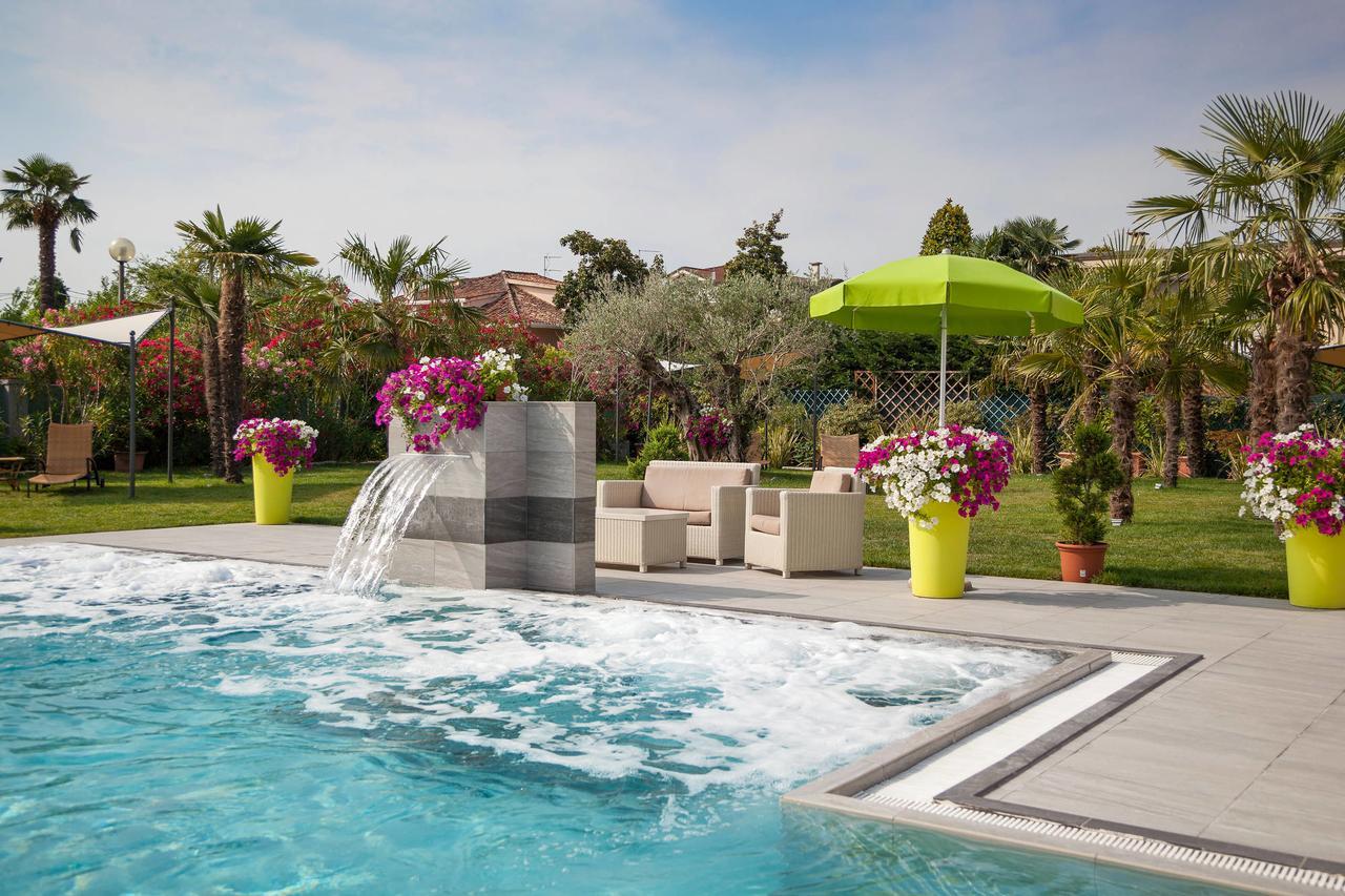 Hotel Terme Cristoforo Abano Terme Buitenkant foto